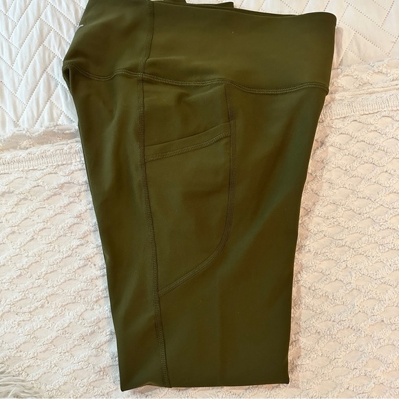 2-Piece Active Leggings Bundle Old Navy XS Olive + NVGTN Seamless Leggings S - Picture 6 of 15